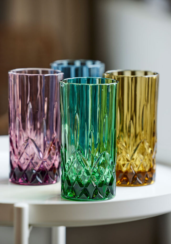 Smukke og farvede glas fra Lyngby Glas i serien Sorrento
