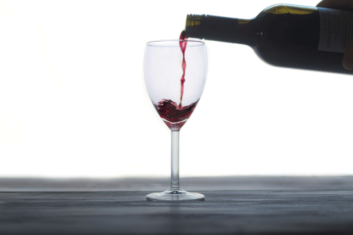 rødvin i glas